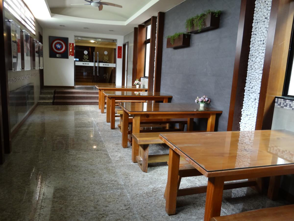 Wuzhou Hotel Kota Hualien Bagian luar foto